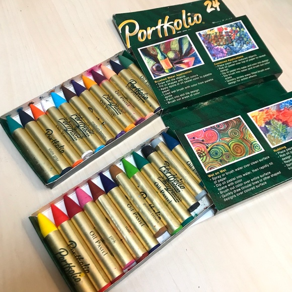 Portfolio Series Other - Oil Pastel Set of 24. Water Soluble. Full Rainbow. EUC.